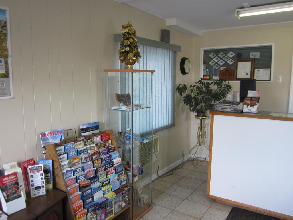 Grandview Motel Kamloops Luaran gambar